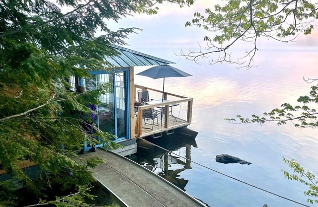 Nautilus: Floating Island Waterhouse