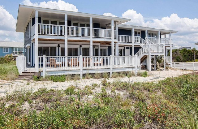 Flock of Sea Girls by Sea Scape Properties
