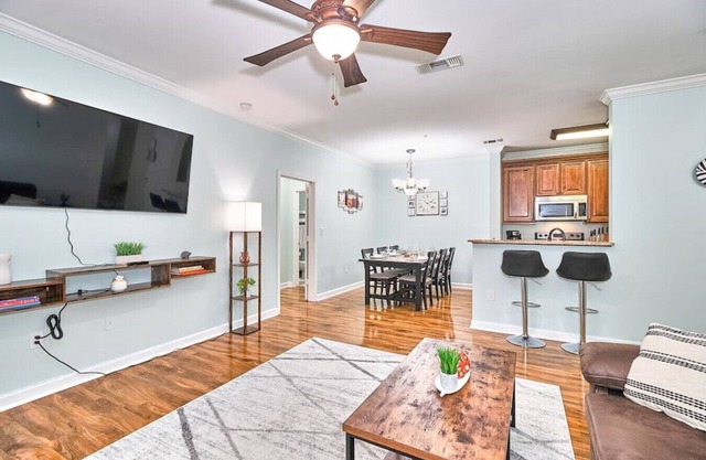 Florida Dream Vacation 2/2 All new with Amenities!