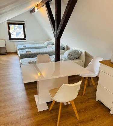 Flussnähe Dreierwohnung