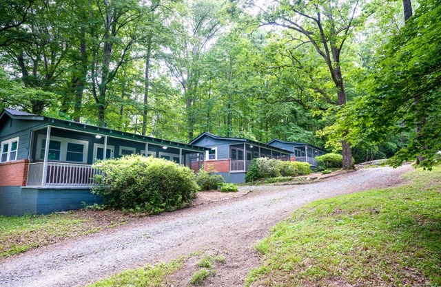 Foggy Bottom Cabins