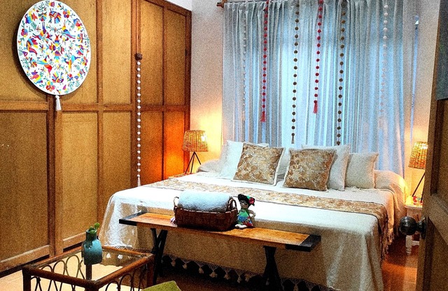 FolklorSuites