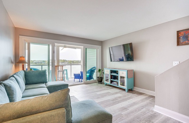 Folly Beach Retreat w/Pool Access & River Views!