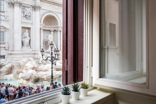Fontana di Trevi -Appartamento con Vista mozzafiato sulla Fontana più famosa al mondo -Trevinestrome