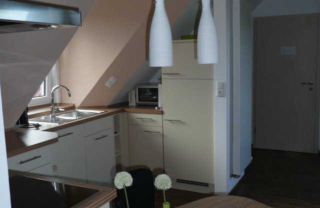 pour 2-3 personnes, 1 chambre à coucher