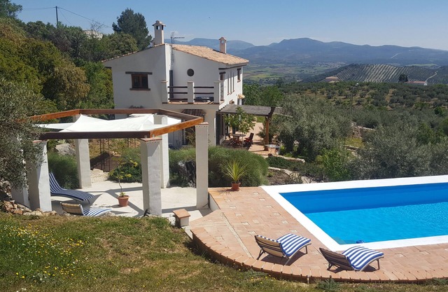 Superbe Maison de qualité proche de Grenade, grande piscine, vue exeptionnelle