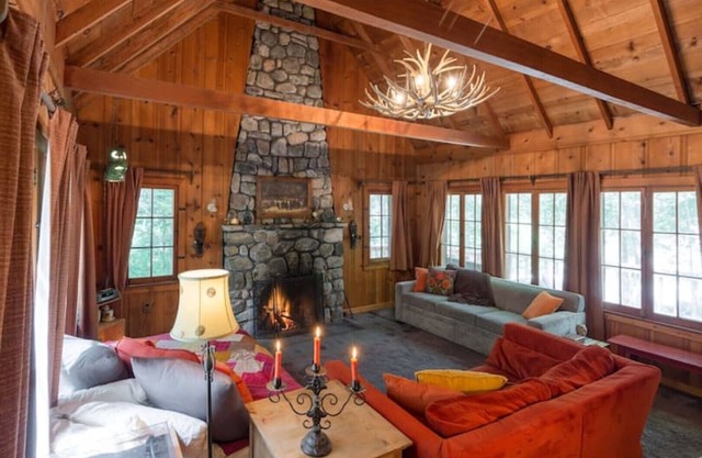 Forest Falls Creekside Cabin