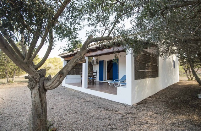 MAISON LAIA CALA SAONA. FORMENTERA