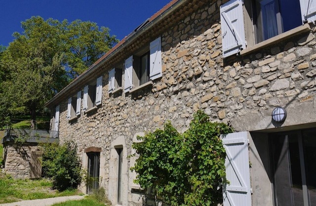 ANCIENNE GRANGE RESTAURÉE DU TRIÈVES , IDÉALE POUR FAMILLE ET AMIS