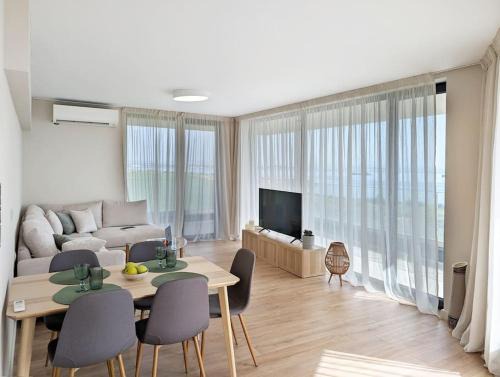 Foros Apartment