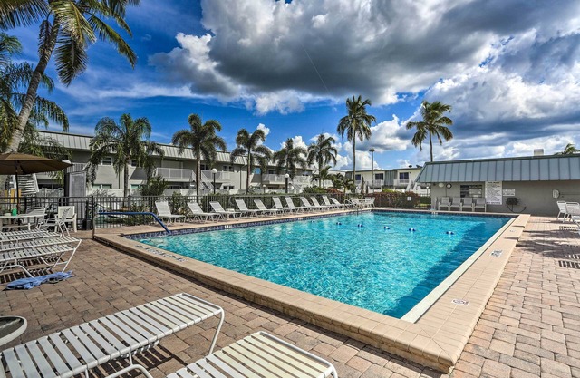 NOUVEAU! Condo Fort Myers avec piscine - 15 minutes de la plage!