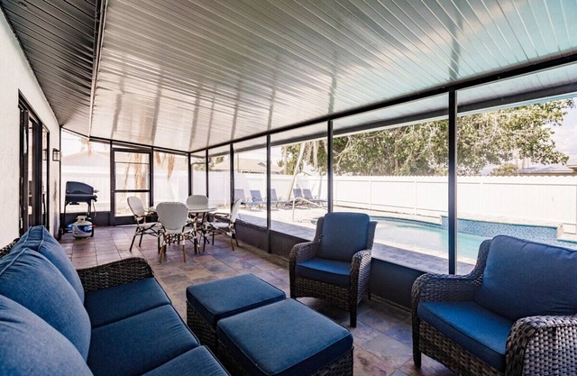 Fort Myers Pool Home - Minutes to RSW and FGCU
