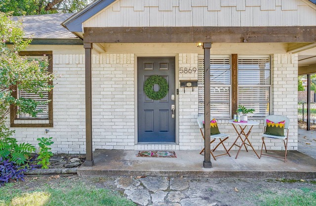 Charming Fort Worth Home Close to Everything!
