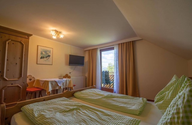 Chambre Quadruple avec Douche, Toilettes - Gasthof-Pension Moosgierler