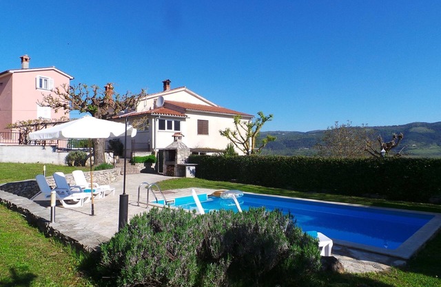 Appartement de quatre chambres avec le balcon Motovun - Bataji, Sredisnja Istra (A-7069-a)