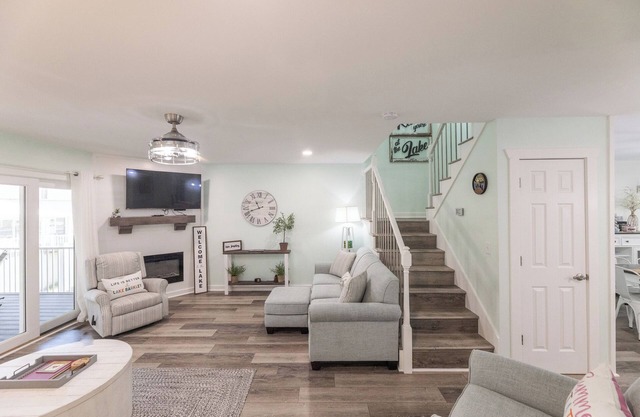 Four bedroom Yacht Condo