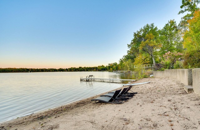 Four seasons of fun on Austin Lake! Opening Fishing is May 4th!