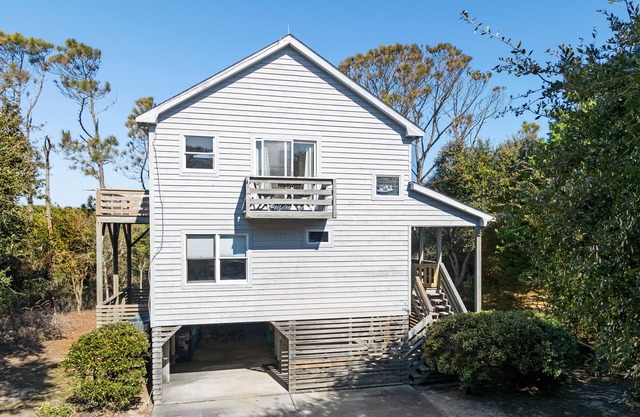Four Sons: Shared Pool, Creek Access, Dog-Friendly