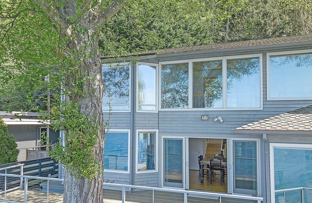Quatre Pierre Beach House près de Seattle, Washington Island Vashon