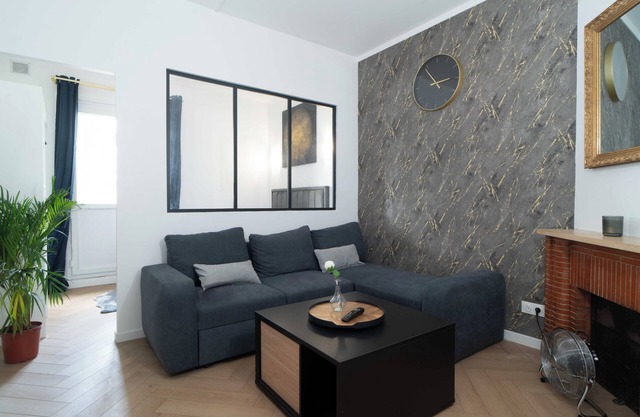 Fourside Deluxe Appartments Le Bourget Suite Victor
