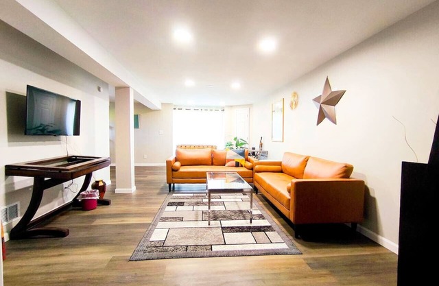 Cute Ranch -safe and quiet- 1800 sft living space