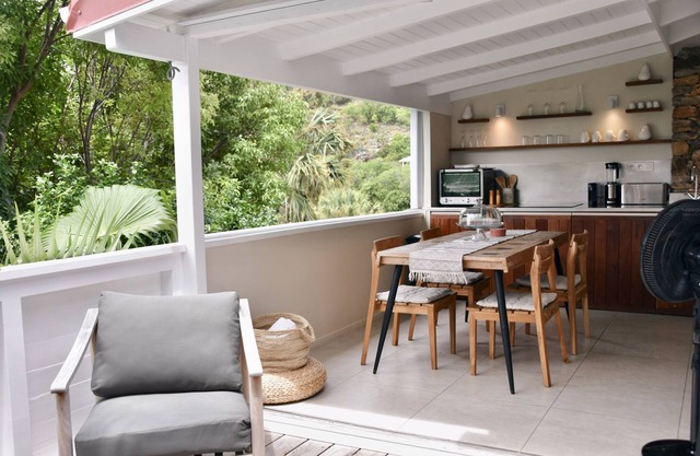 Franca Saint Jean/ 2min Walk From the Beach