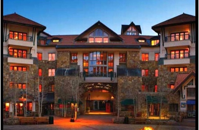 Franz Klammer Lodge Ski Resort - Cosy, Rustic 3-bedroom suite for 8 people
