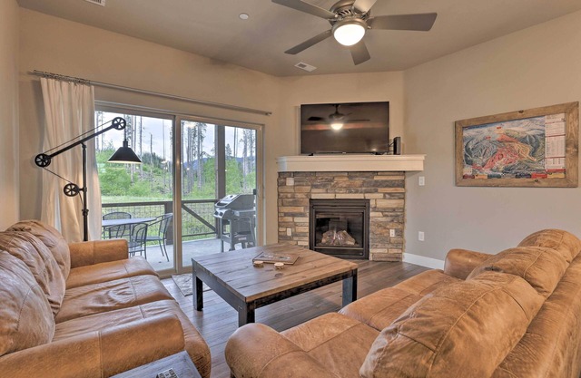 Fraser Retreat, Walk to Ski Shuttle & Main St