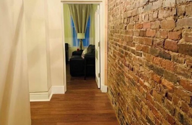 Frazier Guest House/ In OTR