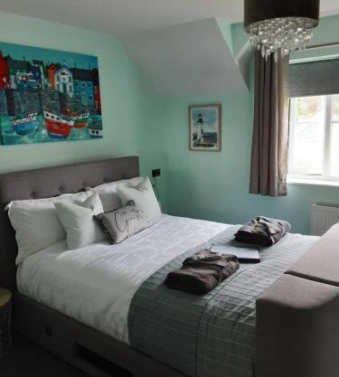 Freda's Treasure "Abi's Room"