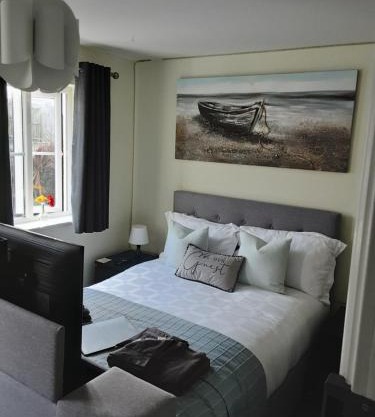 Freda's Treasure "Freddie's Room"