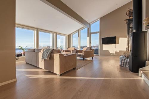 Fredheim, cabin with amazing view!