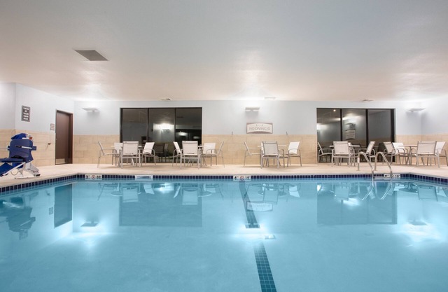 Suite climatisée accessible | Petit déjeuner quotidien gratuit inclus