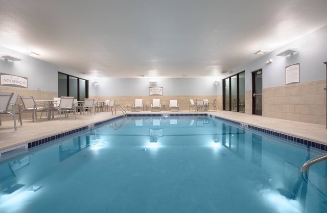 Suite climatisée dans un quartier calme | Accès à la piscine + petit-déjeuner quotidien gratuit inclus