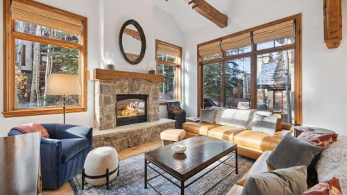 Freemont building F4 townhouse