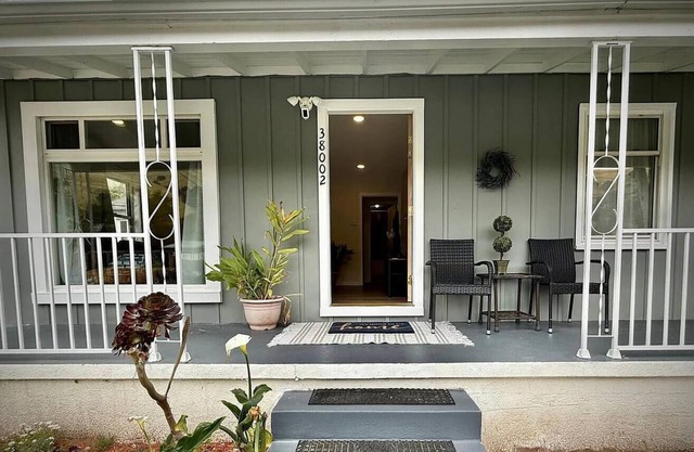 Fremont - 6 bedroom 3 bath