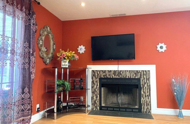 Affordable Central location 3B2B @Fremont