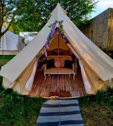 French Tent secret garden glamping