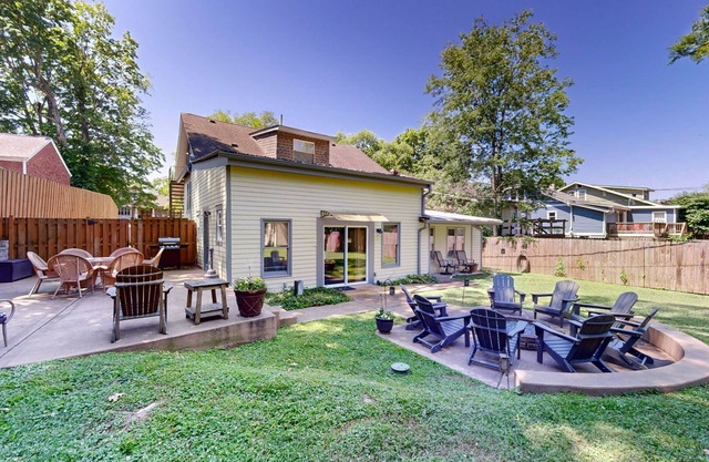 Bungalow de 3200 pieds carrés dans le célèbre Five Points East - 2 mi. du centre-ville de Nashville