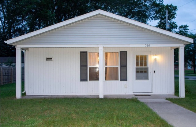 Freshly remodeled 3-bedroom house near the lake!