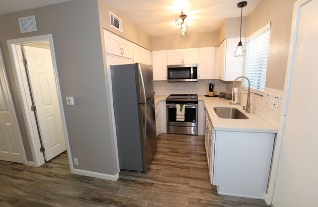 Maison de ville fraîchement rénové dans la vieille ville de Scottsdale!