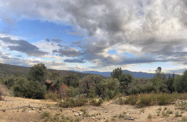 Recently Renovated Home with Stunning Ahwahnee Scenery