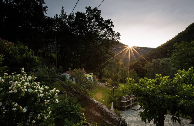 Charming Gite with private pool & beautiful mountain view!