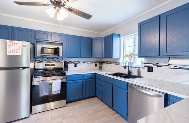 Freshly renovated, spacious house close to historic downtown Cheyenne!