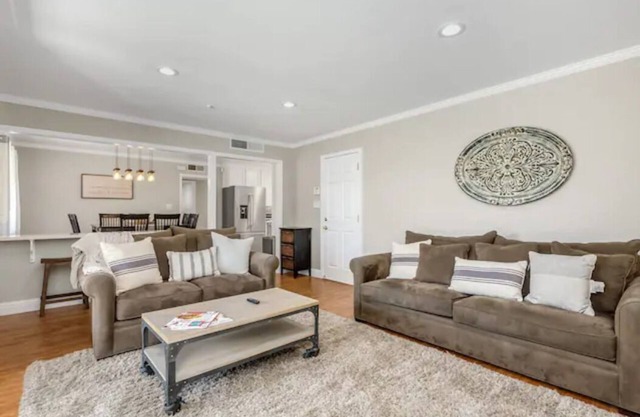 Fresno House, Sleep No. Beds, BBQ, Fire Pit, 4 Bed: 2 Bath