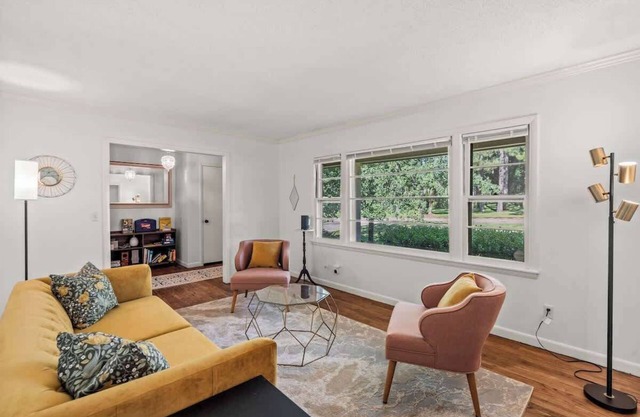 Ft. Jackson, USC, Pets, Fenced Yard, Screened Porch