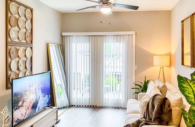 Full Kitchen|King & Queen bed|W/D|Netflix|2 Smart TVs| Free Parking