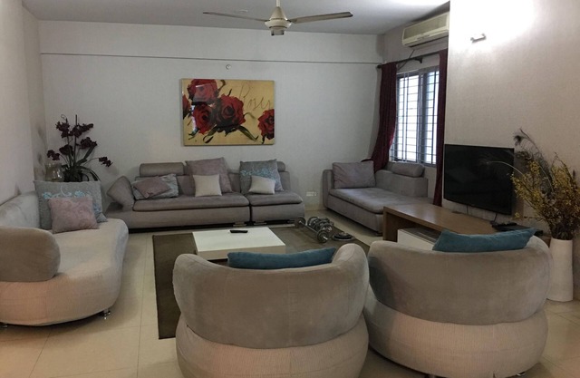 Luxueux Appartement Meublé À Louer