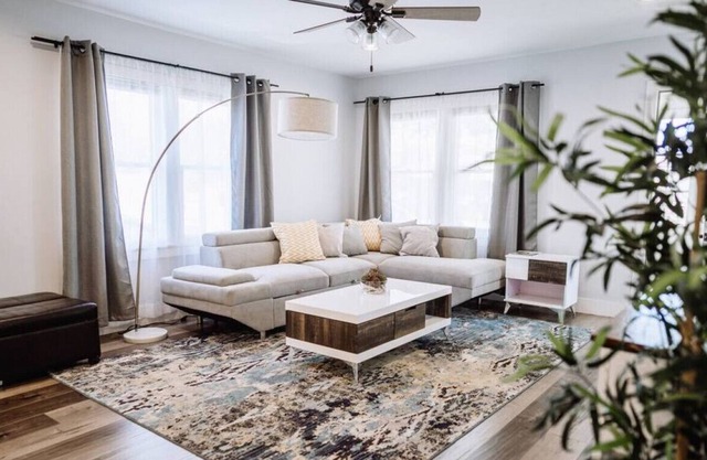 CLEAN/DISINFECTED Home only 5 Minutes to Disneyland (p32)