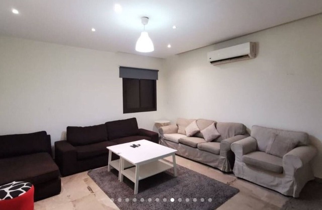 Appartement sur le toit entièrement meublé À LOUER 2BR / unité 10 Aperçu de la propriété